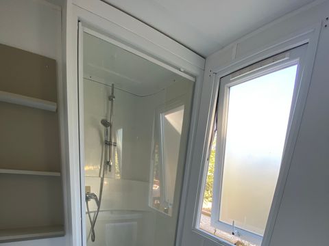 MOBILHOME 4 personnes - Superior (Seaside area - bathroom french style)
