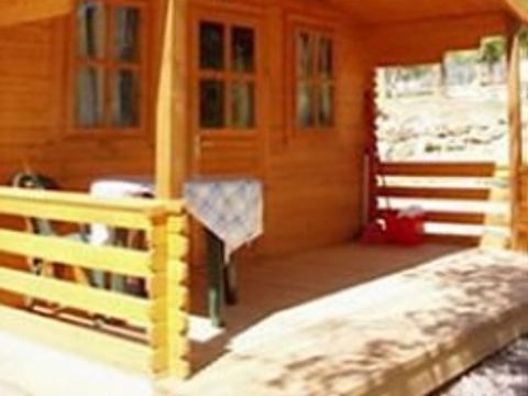 CHALET 2 personnes - Cabane en bois - sans cuisine - sans sanitaires