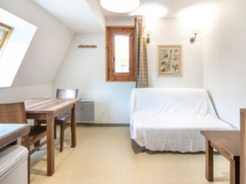 STUDIO 2 personnes - Studio 2 personnes avec velux