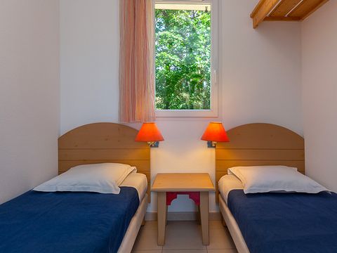 MAISON 6 personnes - 3 pièces 6 personnes