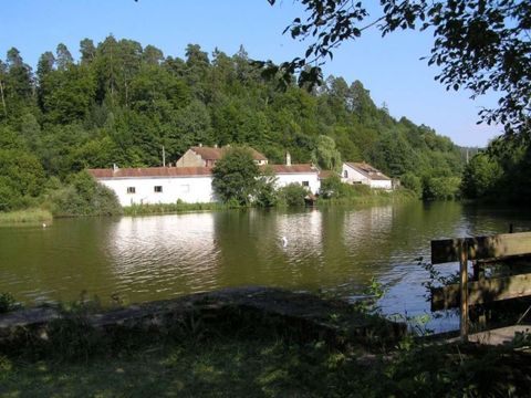 GÎTE 5 personnes - A la Source