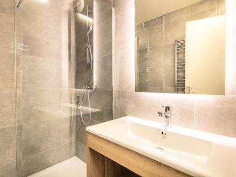 STUDIO 3 personnes - Avec balcon et transats