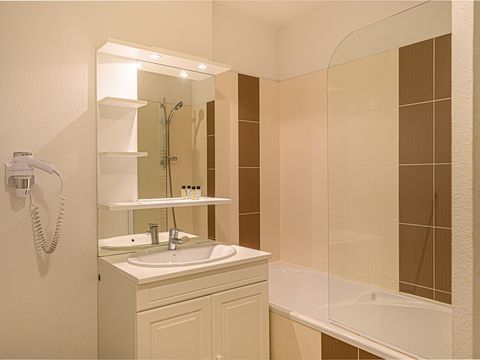 STUDIO 2 personnes - Studio 2 personnes supérieur