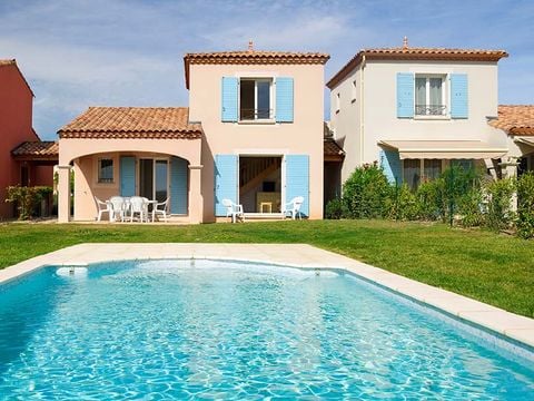 VILLA 10 personnes - 5 pièces 10 personnes avec piscine privée