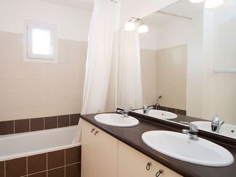 MAISON 4 personnes - 2 pièces 4 personnes