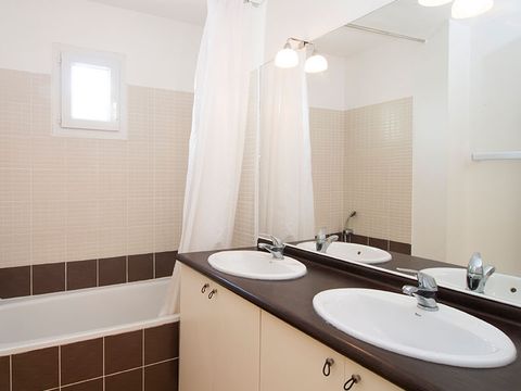 MAISON 4 personnes - 2 pièces 4 personnes