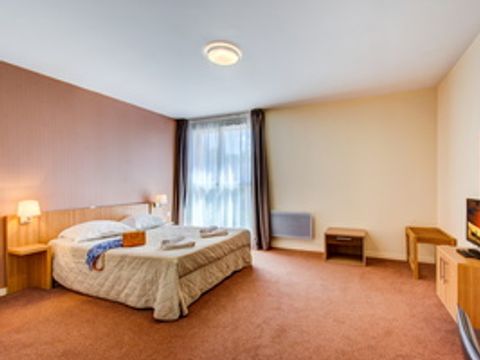 CHAMBRE 2 personnes - Chambre double