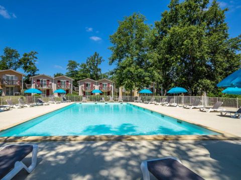 Résidence Le Domaine du Golf d'Albret - Camping Lot-et-Garonne