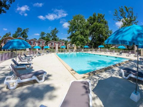 Résidence Le Domaine du Golf d'Albret - Camping Lot-et-Garonne