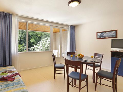 STUDIO 6 personnes - Avec coin nuit 6 personnes