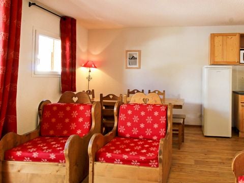 APPARTEMENT 7 personnes - 2P/7 5 adultes et 2 enfants