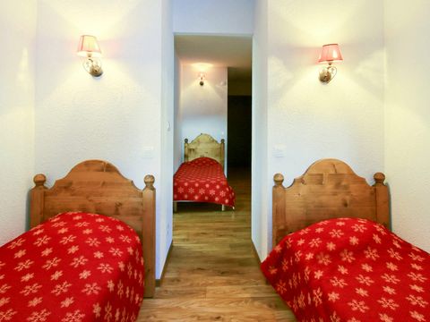 APPARTEMENT 7 personnes - 2P/7 5 adultes et 2 enfants