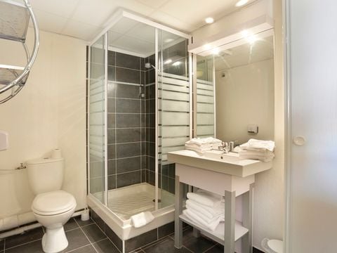 APPARTEMENT 4 personnes - Appartement 2 pièces 4 personnes climatisé vue Piscine