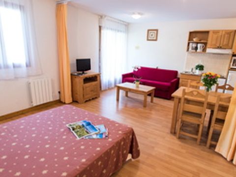 STUDIO 4 personnes -  avec coin nuit 4 personnes supérieur