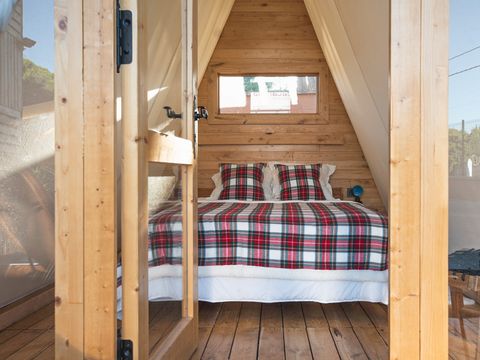 Tente en toile et en bois 2 personnes - Glamping Tipi Pinar