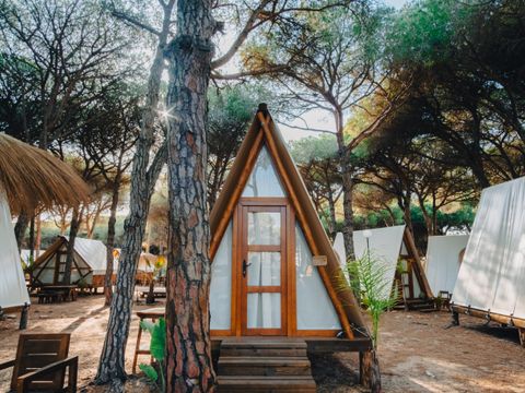 Tente en toile et en bois 2 personnes - Glamping Tipi Pinar