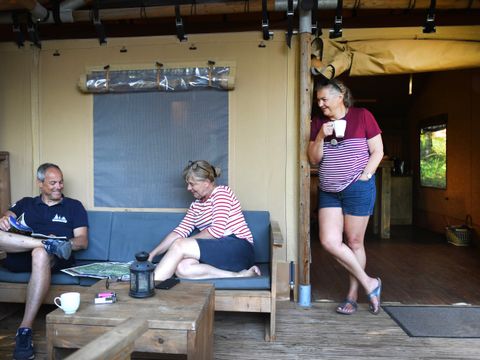 TENTE TOILE ET BOIS 6 personnes - Tente Lodge CRO MAGNON 53m² avec sanitaires 6 pers