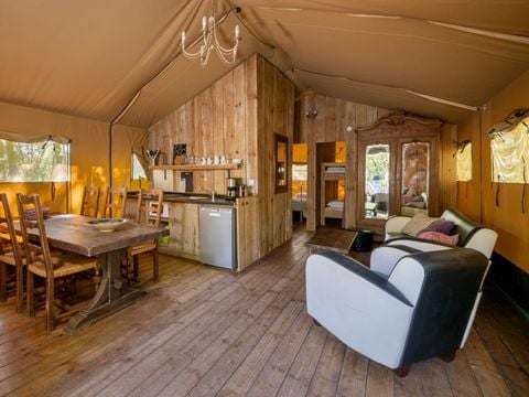 TENTE TOILE ET BOIS 6 personnes - Tente Lodge LASCAUX 55m² avec sanitaires 6 pers