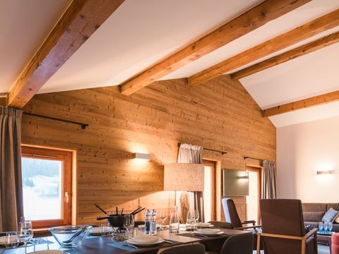 APPARTEMENT 9 personnes - 4P/9 personnes