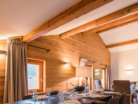 APPARTEMENT 9 personnes - 4P/9 personnes