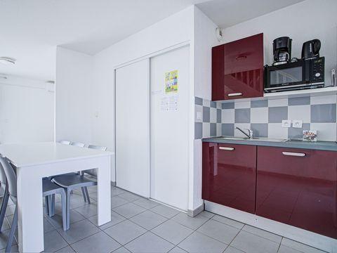 STUDIO 6 personnes - Studio 6 personnes avec coin nuit climatisé