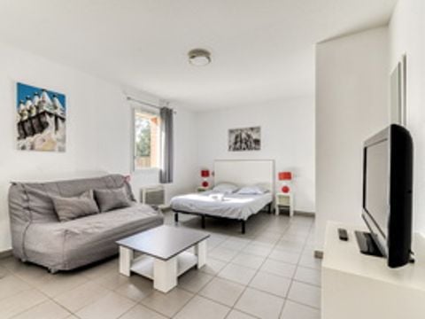 STUDIO 6 personnes - Studio 6 personnes avec coin nuit climatisé