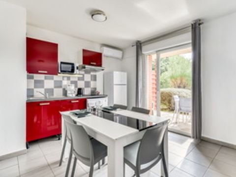 STUDIO 6 personnes - Studio 6 personnes avec coin nuit climatisé