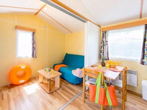 MOBILHOME 2 personnes - 2 Pièces 2 Personnes + TV - 2 soleils