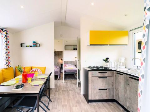 MOBILHOME 4 personnes - 3 Pièces 4 Personnes + TV - 3 soleils