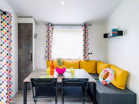 MOBILHOME 4 personnes - 3 Pièces 4 Personnes + TV - 3 soleils