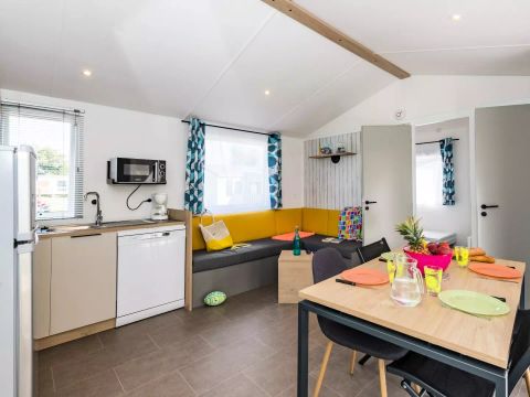 MOBILHOME 4 personnes - 3 Pièces 4 Personnes + TV - 4 soleils