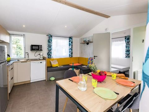 MOBILHOME 4 personnes - 3 Pièces 4 Personnes + TV - 4 soleils