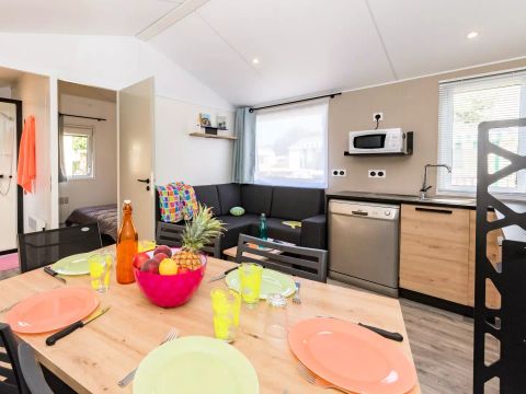 MOBILHOME 6 personnes - 4 Pièces 6 Personnes + TV - 4 soleils