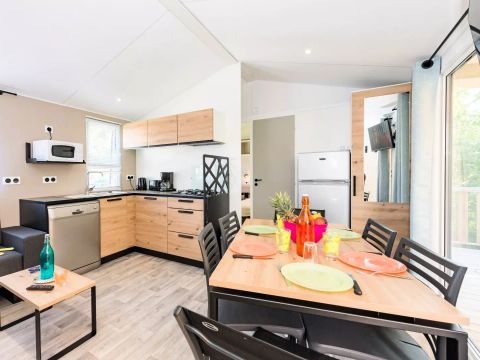 MOBILHOME 6 personnes - 4 Pièces 6 Personnes + TV - 4 soleils
