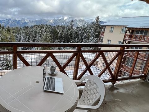 APPARTEMENT 4 personnes - Vue montagne APPARTEMENT 4 personnes - Vue montagne
