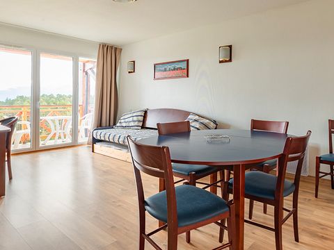 APPARTEMENT 6 personnes - 3 pièces Vue montagne APPARTEMENT 6 personnes - 3 pièces Vue montagne