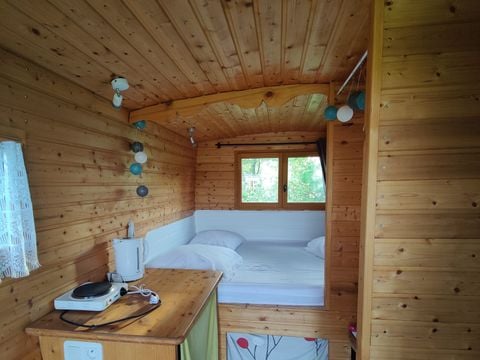 HÉBERGEMENT INSOLITE 2 personnes - Roulotte (sans sanitaires)