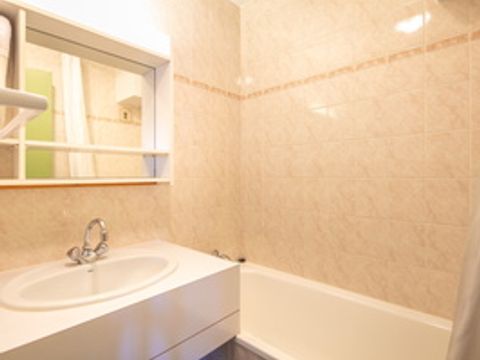 APPARTEMENT 6 personnes - Appartement 2 pièces avec coin nuit 6 personnes