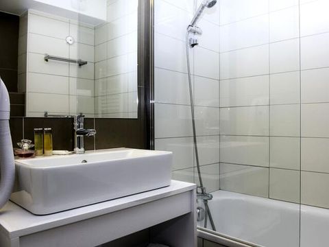 STUDIO 3 personnes - avec balcon ST3 (Séjour + Petit-déjeuner)