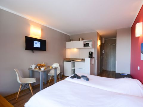 STUDIO 2 personnes - ST2N sans balcon (Séjour + Petit-déjeuner)