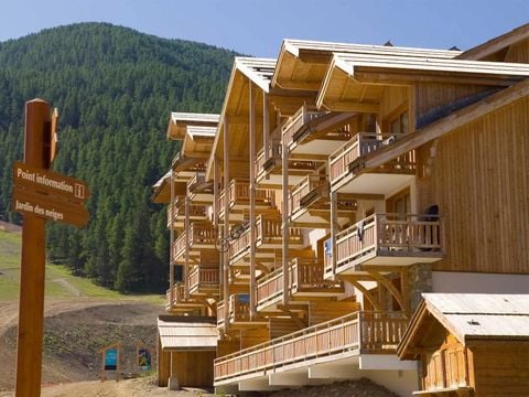 Résidence Parc des Airelles - Camping Hautes-Alpes - Image N°2