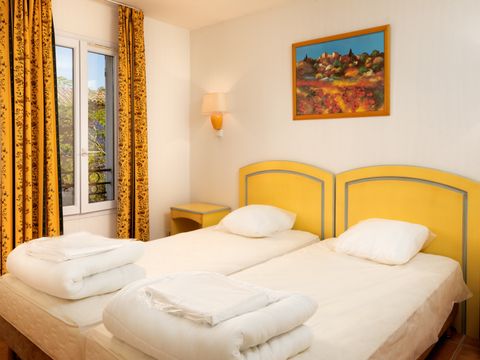 APPARTEMENT 5 personnes - 3 pièces 3P5 (Séjour + Petit-déjeuner)