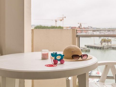 Studio 4 personnes (Séjour + Petit-déjeuner)