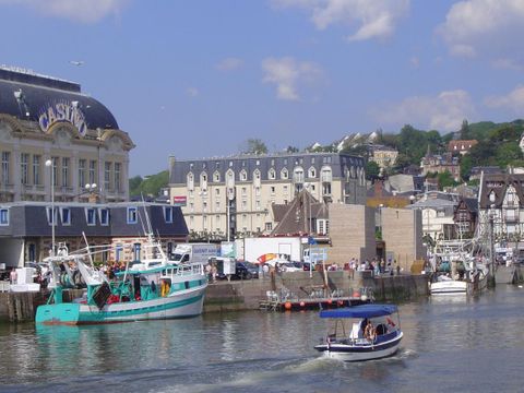 SOWELL Résidences Le Port - Camping Calvados - Image N°9