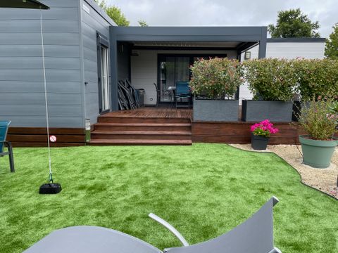MOBILHOME 6 personnes - ECOLODGE FAMILIAL (DF14) 3ch - 2SDB-  2 TV - CLIM - WIFI - PISCINE/JACUZZI