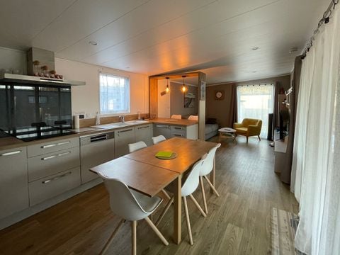 MOBILHOME 8 personnes - ECOLODGE FAMILIAL (DF31) 3CH - 2SDB - 2 TV - CLIM - WIFI - PISCINE/JACUZZI - 2 TERRASSES