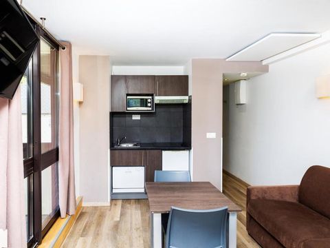 APPARTEMENT 4 personnes - Appartement 2 pièces 4 personnes avec balcon (Séjour + Petit-déjeuner)