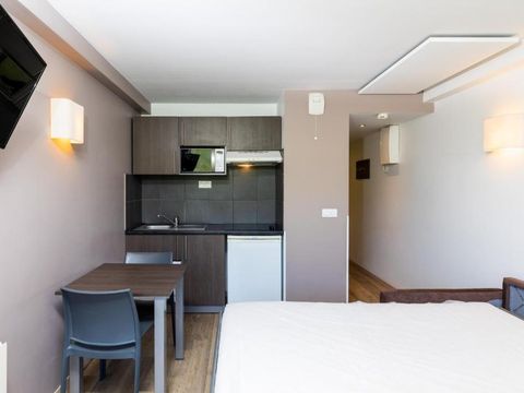 APPARTEMENT 4 personnes - Appartement 2 pièces 4 personnes avec balcon (Séjour + Petit-déjeuner)