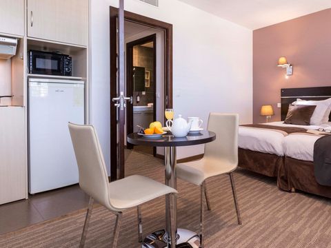 APPARTEMENT 4 personnes - Ferney Voltaire Suite