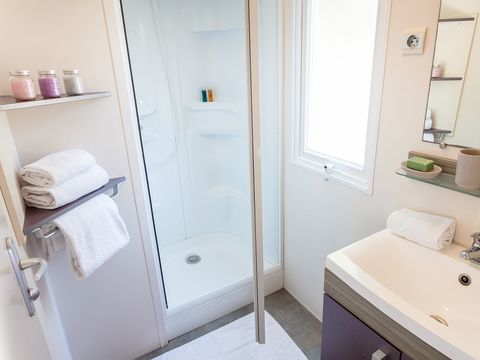 MOBILHOME 6 personnes -  Comfort Plus | 2 Ch. | 4/6 Pers. | Terrasse Couverte
